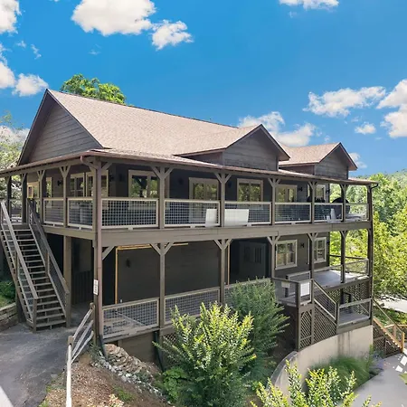 Er38B - Grandma'S Hideaway - Great Location! Close To Town Cabin